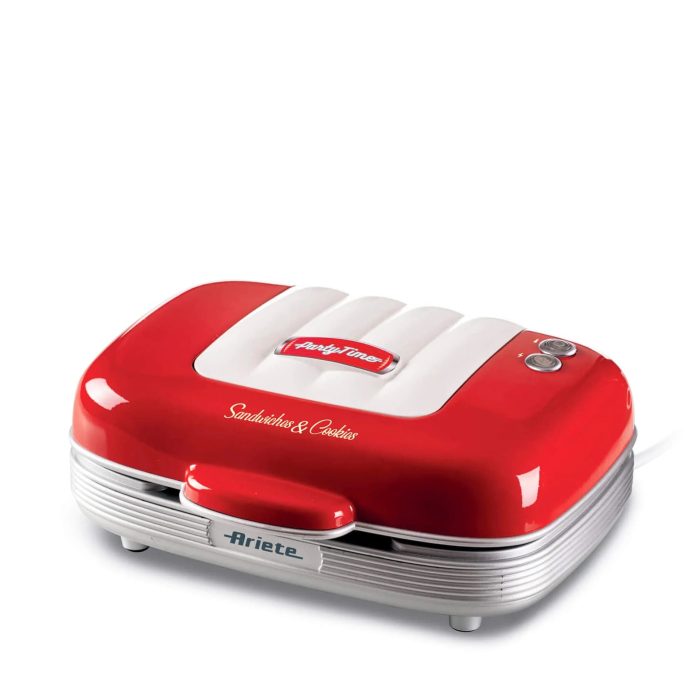 ARIETE_Sandwich_Maker_3-IN-1_Retro_Party_-_700W_Red.jpeg